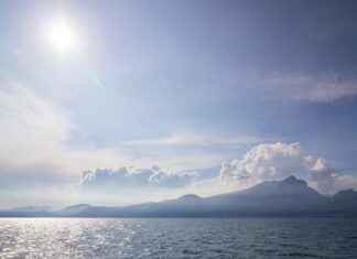 Diş Beyazlatma Fiyatları Hangi Yöntem Daha Kalıcı? Diş Beyazlatma Fiyatları Hangi Yöntem Daha Kalıcı?