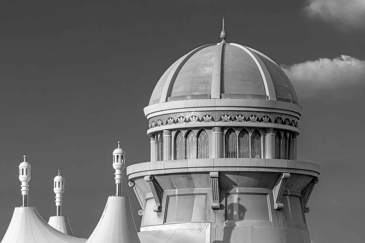 Müezzin-Kayyım Olmanın Avantajları Nelerdir?