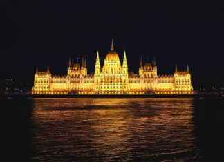 Parliament Night Blue Fiyat Güncel Listesi ve Satın Alma Rehberi Parliament Night Blue Fiyat Güncel Listesi ve Satın Alma Rehberi