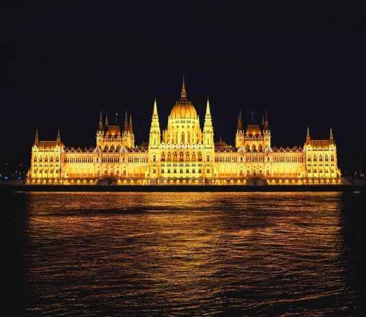 Parliament Night Blue Fiyat Güncel Listesi ve Satın Alma Rehberi Parliament Night Blue Fiyat Güncel Listesi ve Satın Alma Rehberi