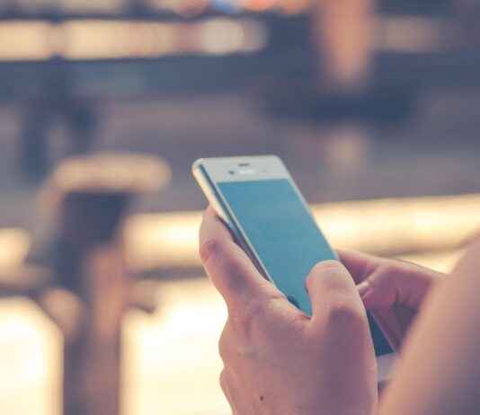 Samsung A55 Fiyat Analizi ve Kullanıcı Yorumları Samsung A55 Fiyat Analizi ve Kullanıcı Yorumları