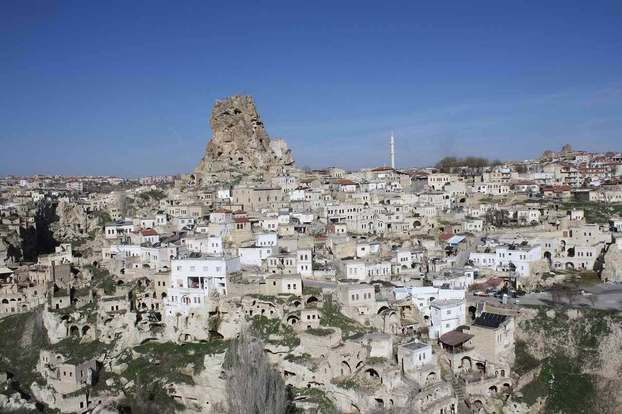 Umre Fiyatları 2025 İçin En Güvenilir Şirketler Hangileri? 10 Umre'de Konaklama Seçenekleri