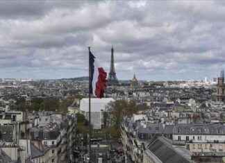 Fransa Merkez Bankası büyüme tahmini düşürdü! fransa-merkez-bankas-byme-tahmini-drd