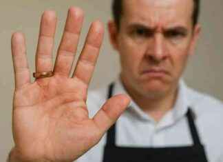 Restoranlarda Hijyen: Yüzük ve Takı Tehlikesi restoranlarda-hijyen-yzk-ve-tak-tehlikesi