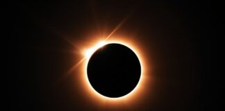 Güneş Tutulması: Bilim ve Kültürün Kesiştiği Nokta Solar Eclipse: Where Science and Culture Intersect